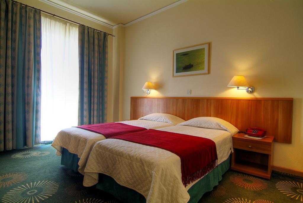 Hotel Kalafati Itea Ngoại thất bức ảnh